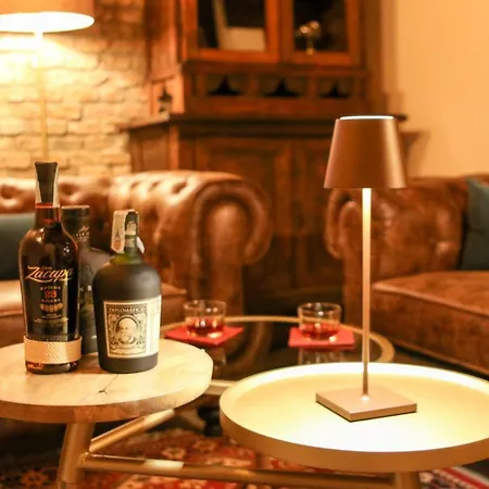 La Corte Dei Vizi Clauiano