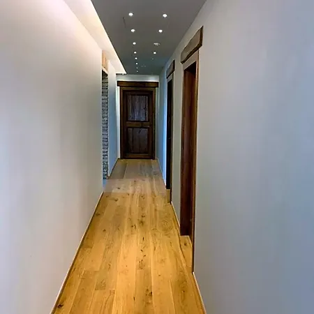 La Corte Dei Vizi Bed & Breakfast 4*